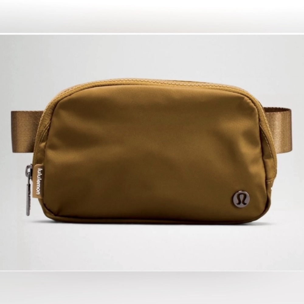 Caramel Lululemon belt bag